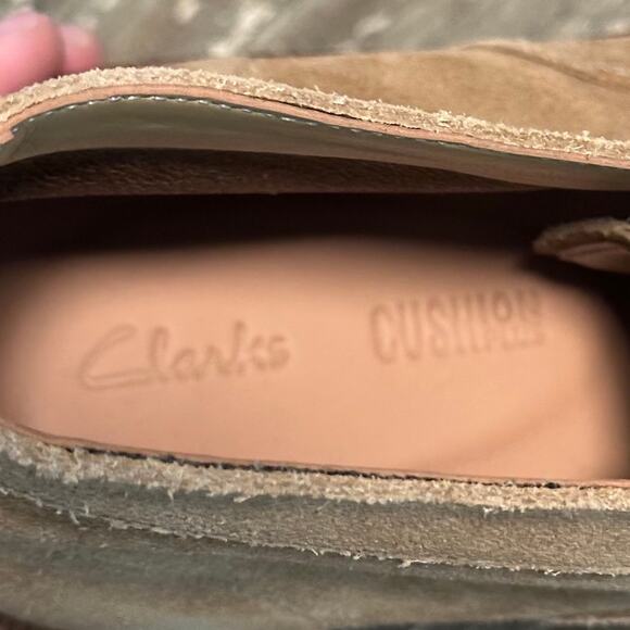 NWOB Clarks Foxwell Mid Leather Suede Boots Dark Sand Men’s Size 10M main image 8